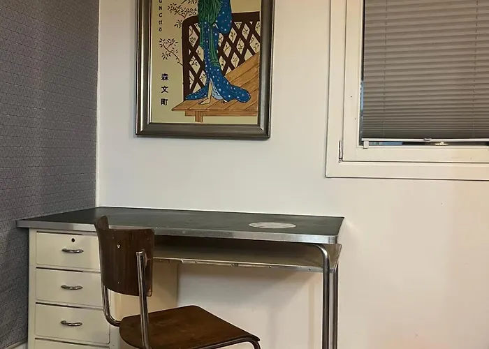 Apartment Rim In Dachgeschoss 100 Qm *