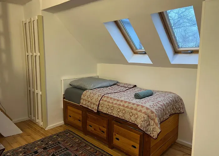 Rim In Dachgeschoss 100 Qm Lauchhammer